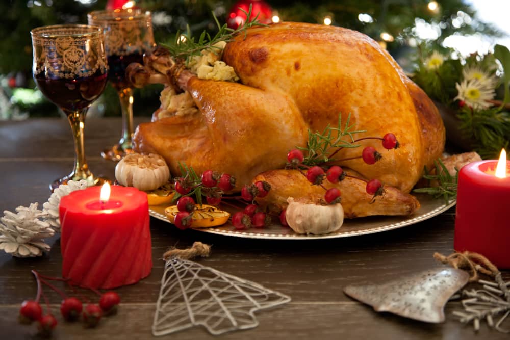 Rustic,Style,Roasted,Christmas,Turkey,Garnished,With,Roasted,Garlic,,Lemon,